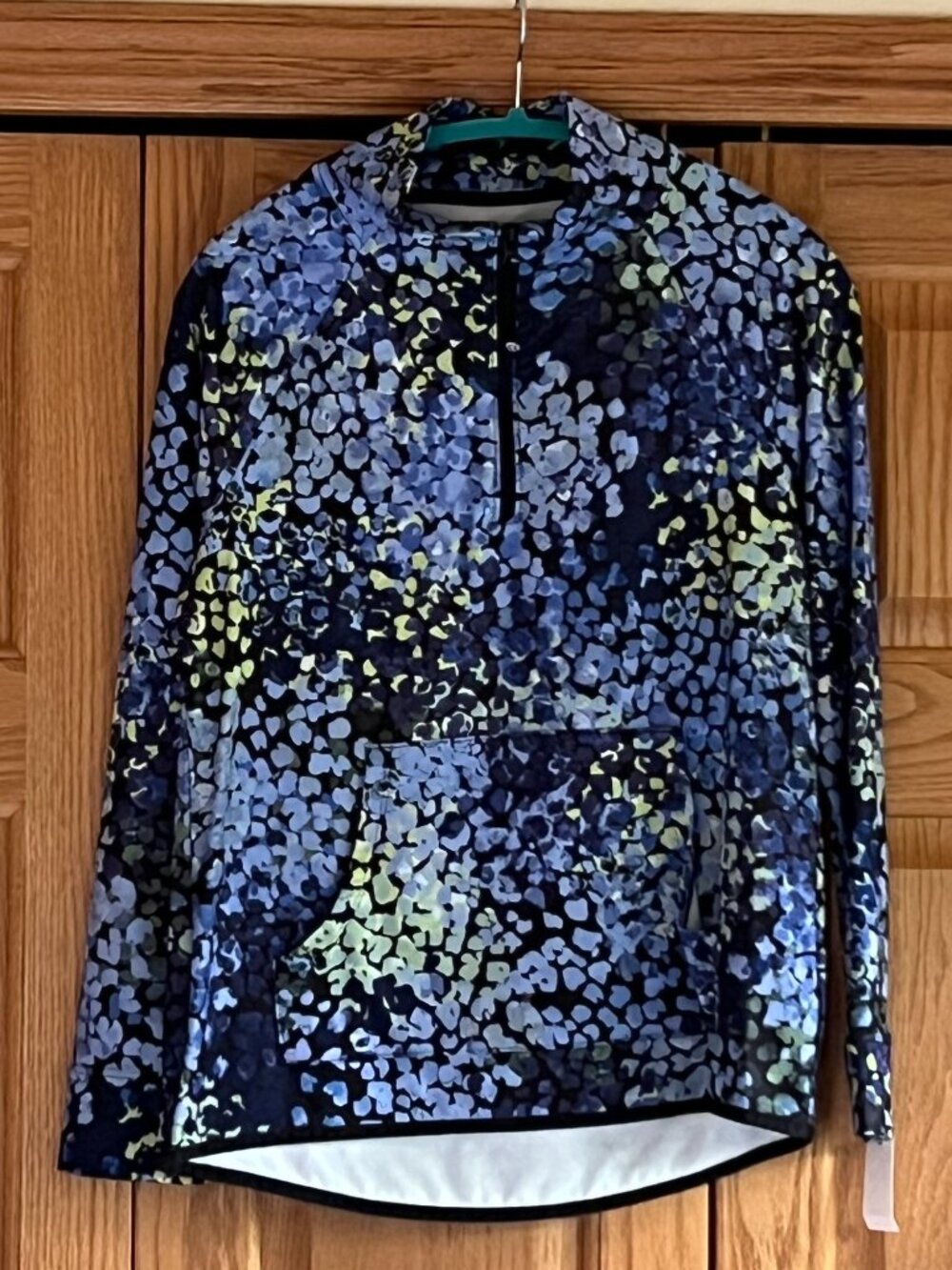 TALBOTS -- Fleece Back Half-Zip Pullover-Watercolor Animal -- NEW with Tag